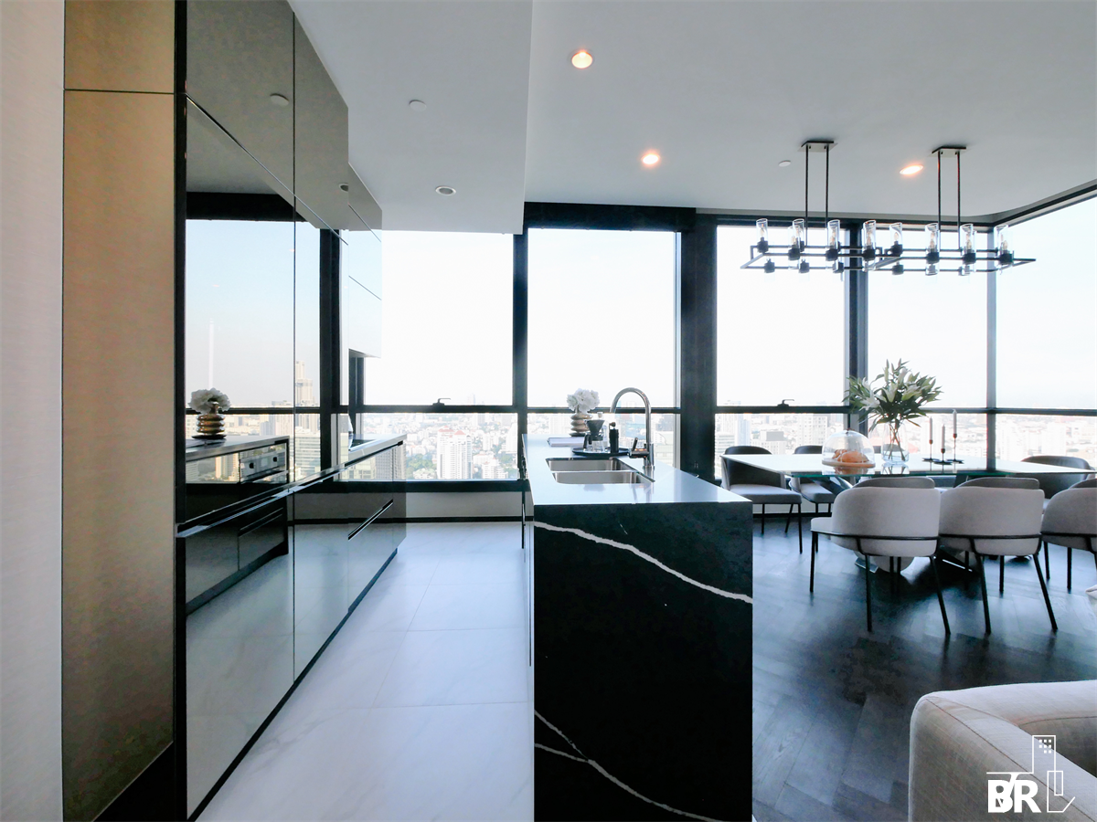 picture The Esse Sukhumvit 36  Luxury Condo in Central City Location - 5/10