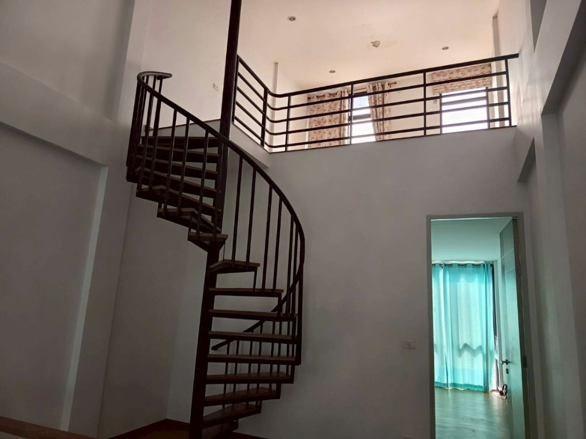 รูป ขายบ้านทาวน์โฮม หมู่บ้านเฮ้าส์ 35 นนทบุรีแถวเซ็นทรัลแจ้งวัฒนะ เหมาะสำหรับทำโกดังเก็บของ ออฟฟิศขนาดเล็กบ้านพักระยะยาว - รูปที่ 8/13