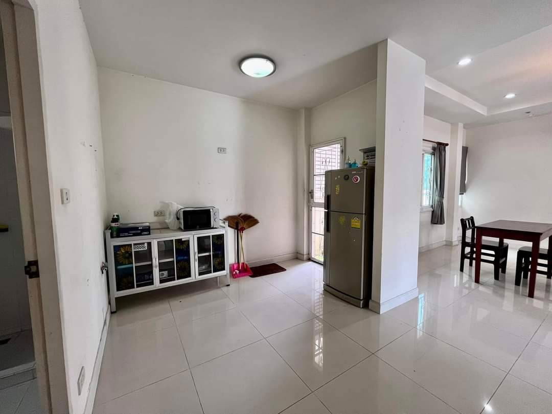 รูป บ้านเช่า หมู่บ้านนันทร์นรินทร์ หลัง ม.รังสิต ห่าง ม.รังสิตแค่ 5 นาที ใกล้รถไฟสายสีแดง หลักหก - รูปที่ 9/14