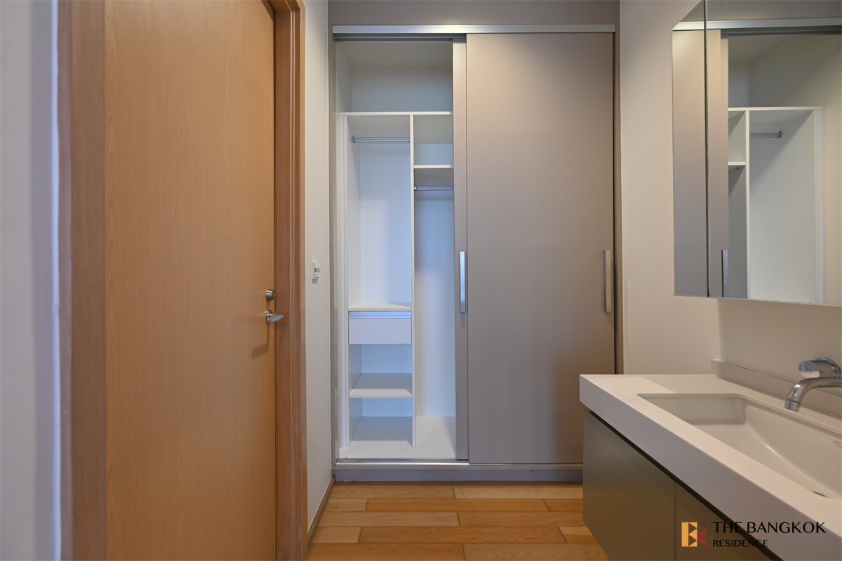 picture Siri At Sukhumvit near BTS Thong Lo Ultimate Luxury Lifestyle with Convenience - 1/10