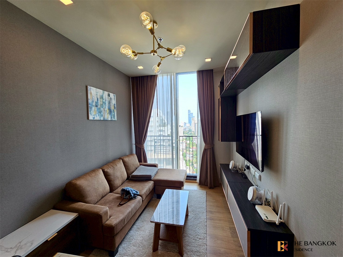 picture Noble Around Sukhumvit 33  Ultimate Luxury Lifestyle with Convenience - 1/10