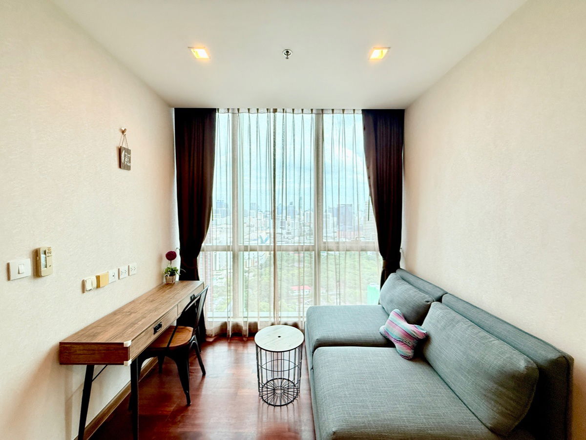 picture For Rent " 𝐖𝐢𝐬𝐡 𝐒𝐢𝐠𝐧𝐚𝐭𝐮𝐫𝐞 𝐌𝐢𝐝𝐭𝐨𝐰𝐧 𝐒𝐢𝐚𝐦 " Near BTS-Ratchathewi Size 35 Sq.m. Floor 33  - 6/16