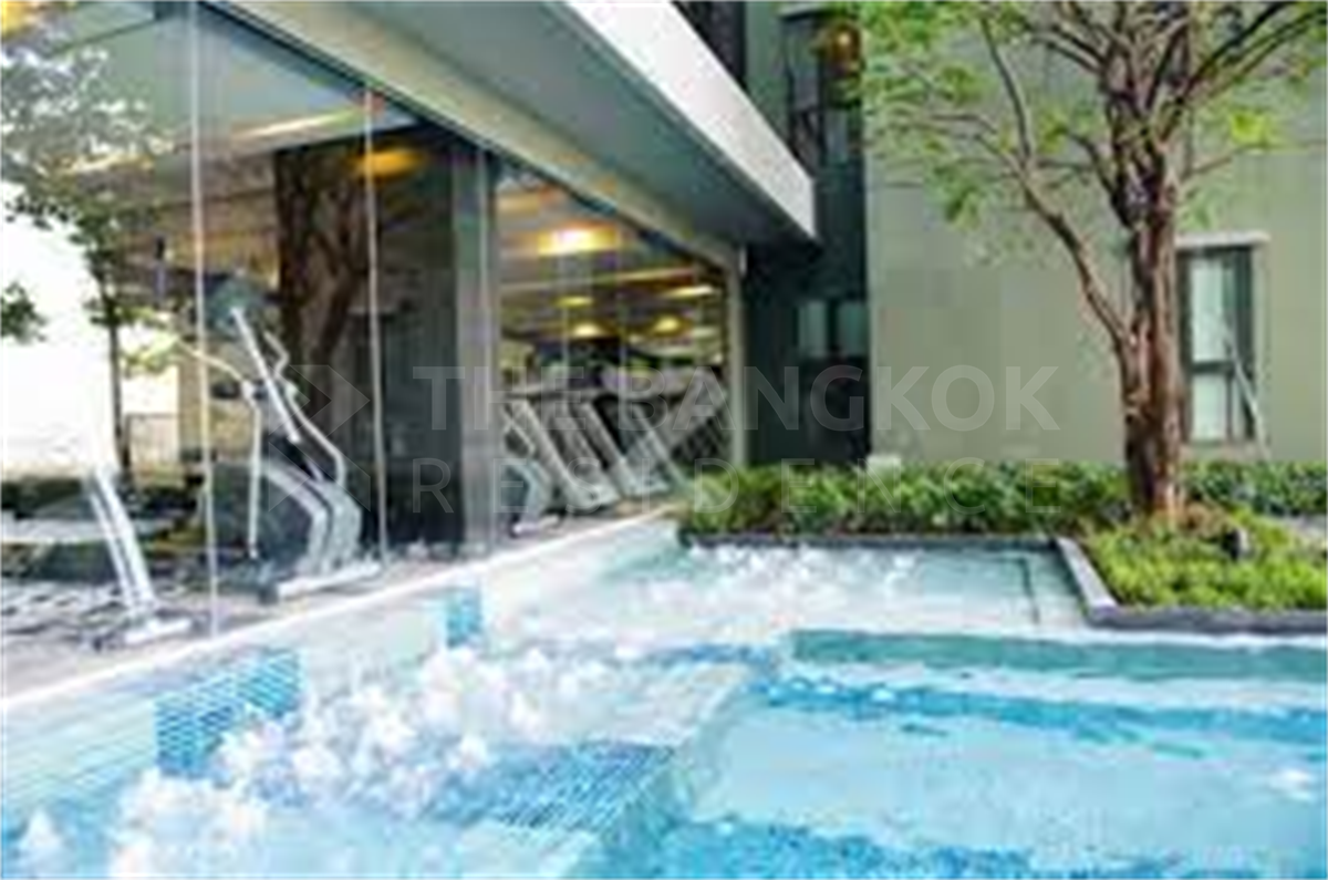 picture Teal Sathorn-Taksin Live the Luxury Style in a High-potential Location near BTS Wongwian Yai - 9/9