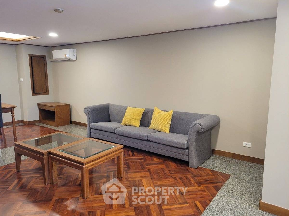 picture 2-BR Condo at United Tower Thong Lor near BTS Thong Lor (ID 2080024) - 3/23
