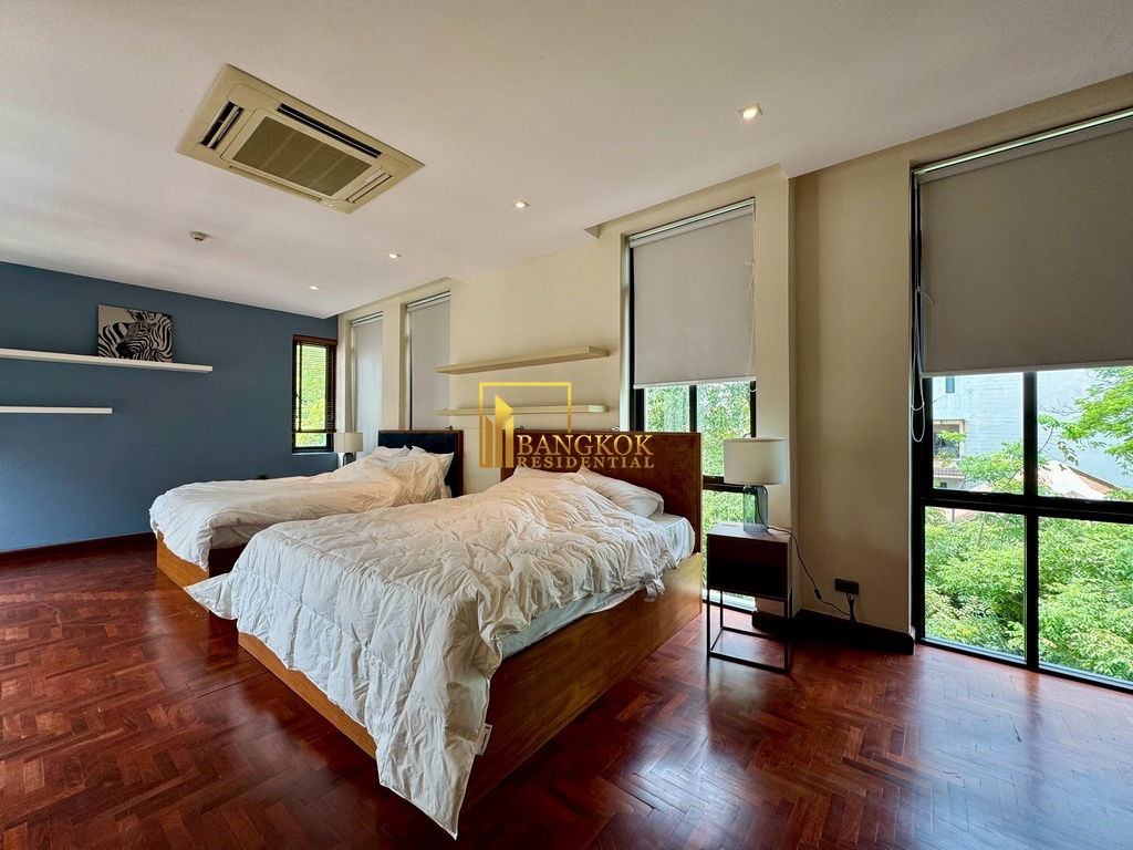 รูป EM Villa - 3 Storey 4 Bedroom House With Pool in Phrom Phong - BR7508SH - รูปที่ 41/60