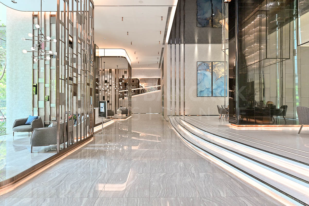 รูป คอนโด Luxury สุดพรีเมียมทำเลทอง ไลฟ์ อโศก-พระราม 9 ใกล้ MRT สถานีพระราม 9 - รูปที่ 8/9