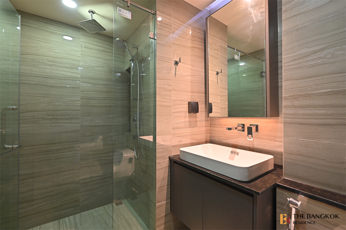 picture Klass Sarasin Rajdamri  Ultimate Luxury Lifestyle with Convenience - 2/10