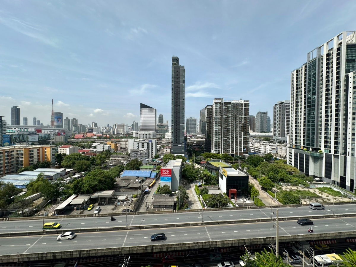 picture Nue District R9 MRT Rama 9 Bran New 2bedrooms (2 Queen beds) 2bathrooms take Clear view - 11/12