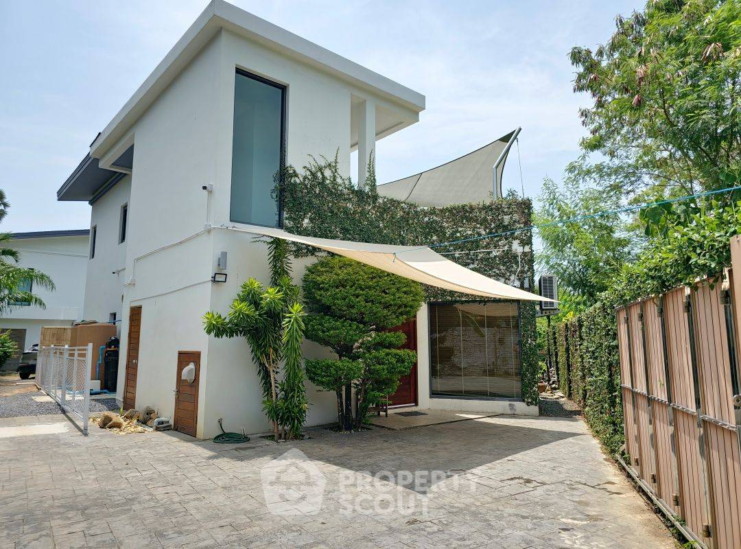 รูป วิลล่า 2-ห้องนอน ใกล้ หาดในหาน (ID 1534346) - รูปที่ 1/25