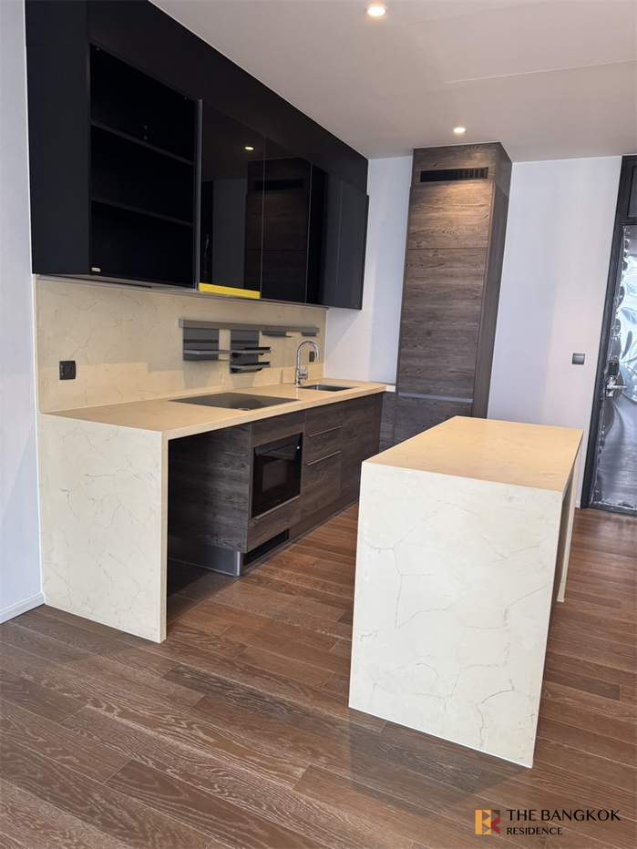 picture Ultimate Luxury Lifestyle with Convenience Muniq Langsuan - 4/10