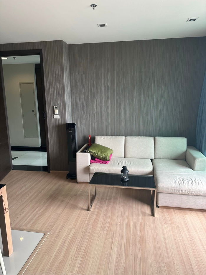 รูป Rhythm Phahol-Ari | Near BTS Ari - รูปที่ 2/16