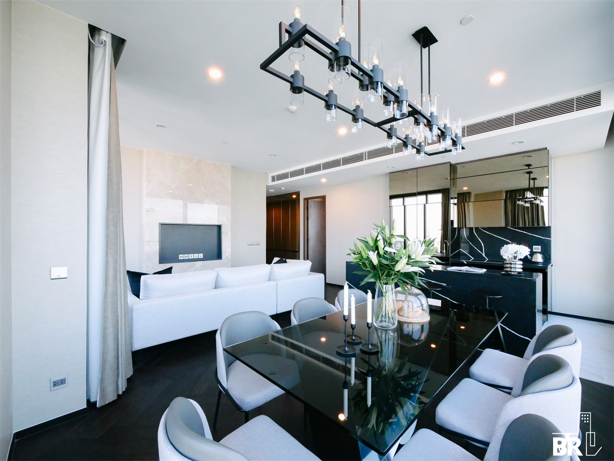 picture The Esse Sukhumvit 36  Luxury Condo in Central City Location - 6/10