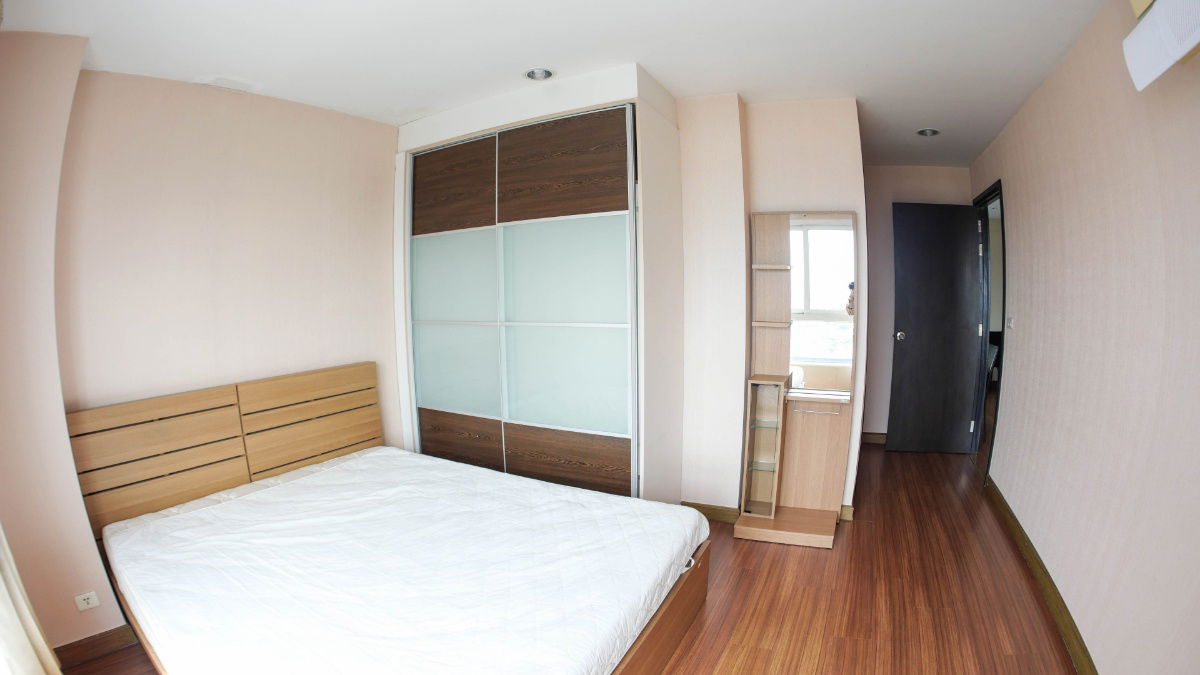 รูป ให้เช่าคอนโด2ห้องนอน 56ตร.ม ห้องใหญ่ ติดถนนรัชดา  - รูปที่ 4/22