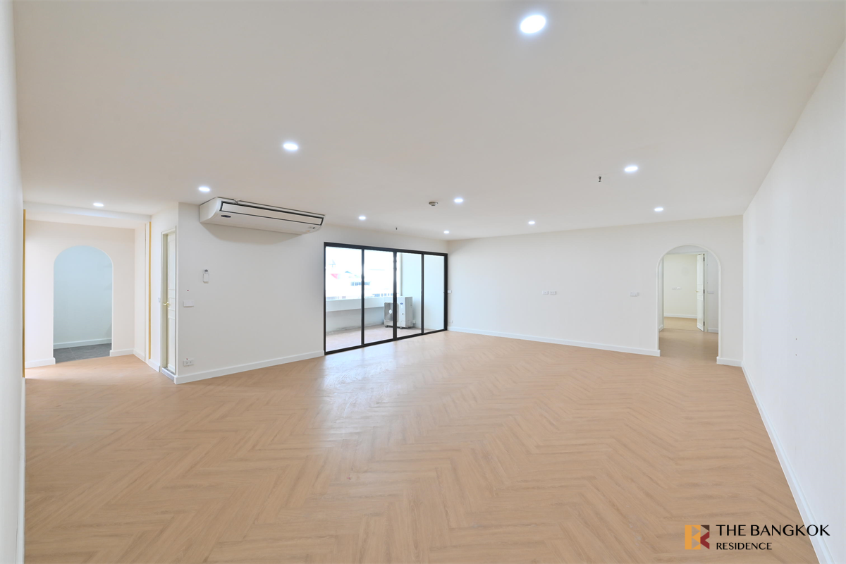 picture Prestige Tower near MRT Sukhumvit Station Live the Luxury Style in a High-potential Location - 7/10