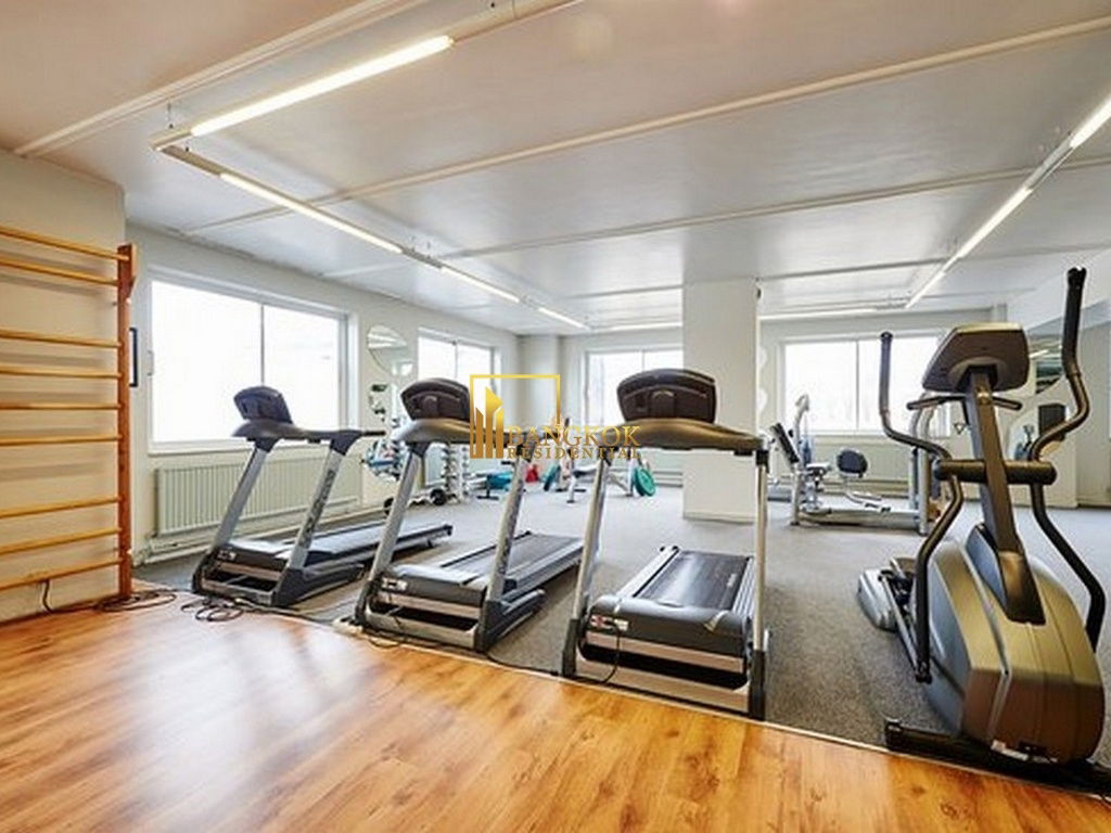 รูป President Park - Very Spacious 3 Bed Condo in Phrom Phong - BR18219CD - รูปที่ 37/43