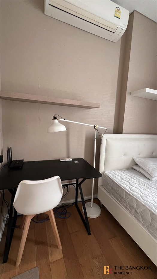 picture The Saint Residences Luxuriously Elevated Unit near MRT Phahonyothin Station - 5/10
