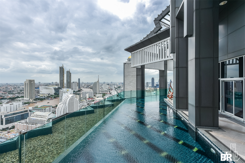 RHYTHM Sathorn Location Near Employment, Surrounded by Lifestyles near BTS Saphan Taksin