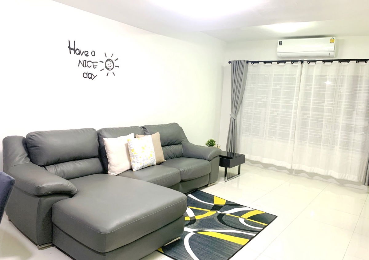 รูป T 1419 ให้เช่า ทาวน์เฮ้าส์ 2 ชั้น ม.The Connect 20 ทางด่วนวัชรพล บ้านสวย เฟอร์นิเจอร์ครบ พร้อมอยู่ ราคา 17,000 บาท - รูปที่ 3/20