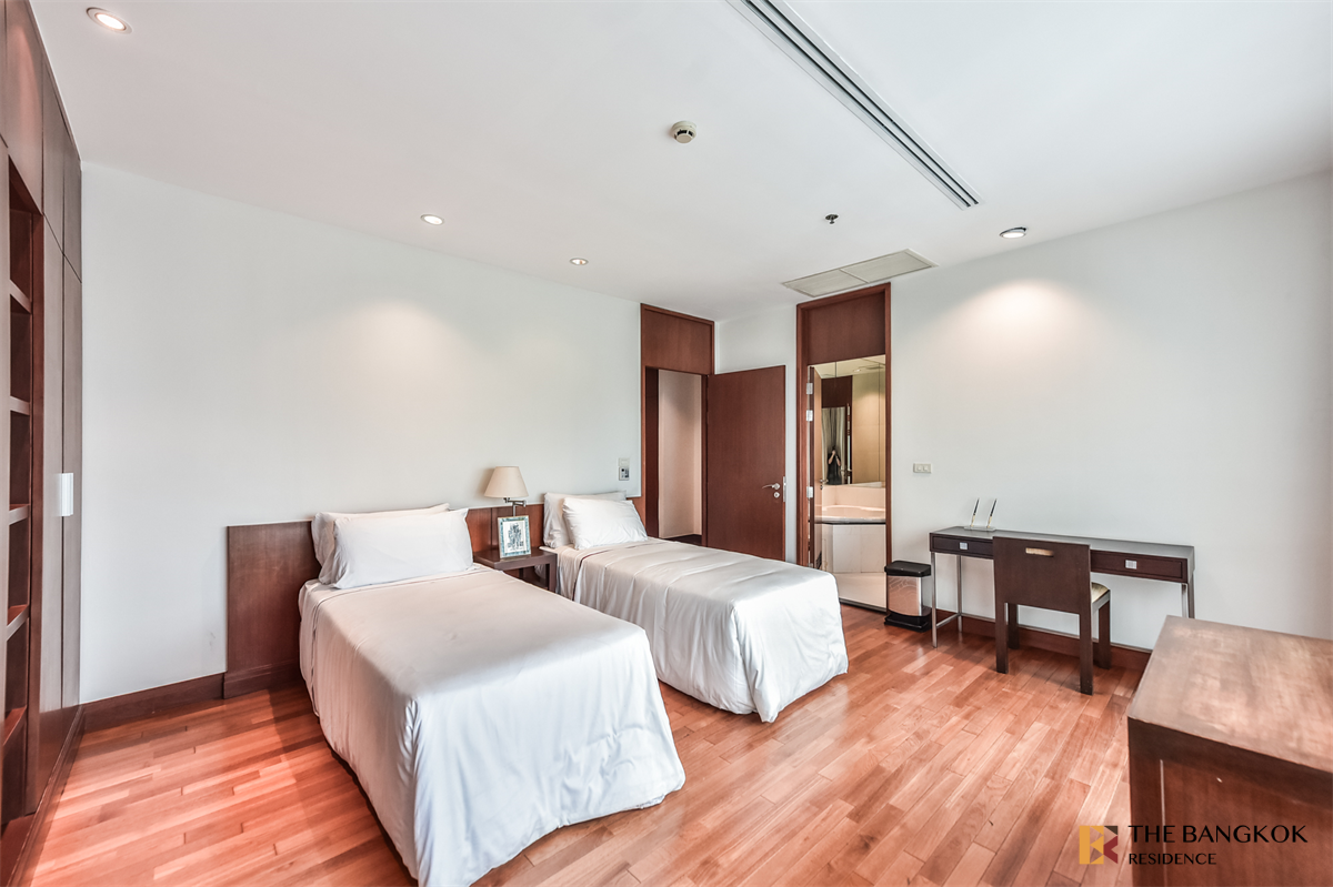 รูป รอยัล เรสสิเดนซ์ พาร์ค  ยูนิต Luxury หรูหราแบบไม่ต้องรอ - รูปที่ 7/10
