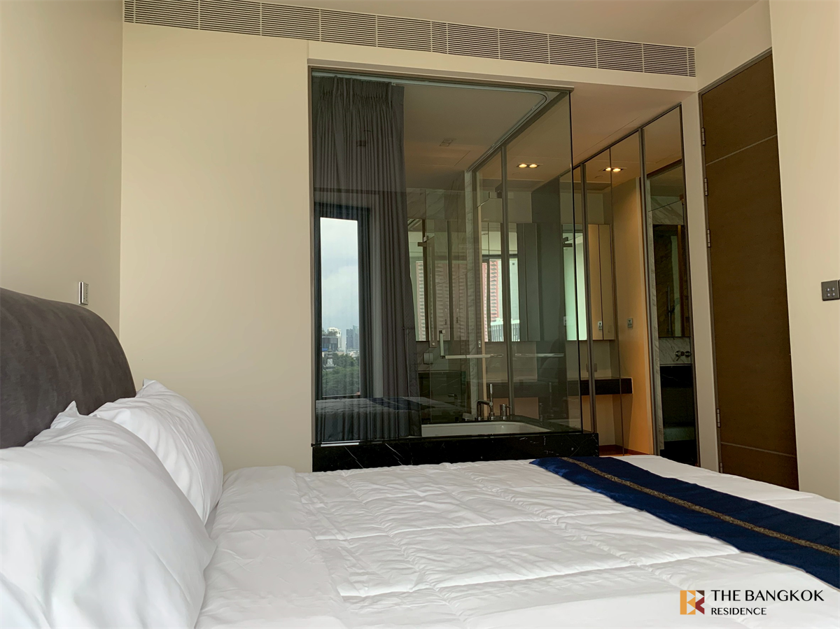 picture Premium Luxury Condo in Prime Location Saladaeng One near MRT Lumpini Station - 1/9
