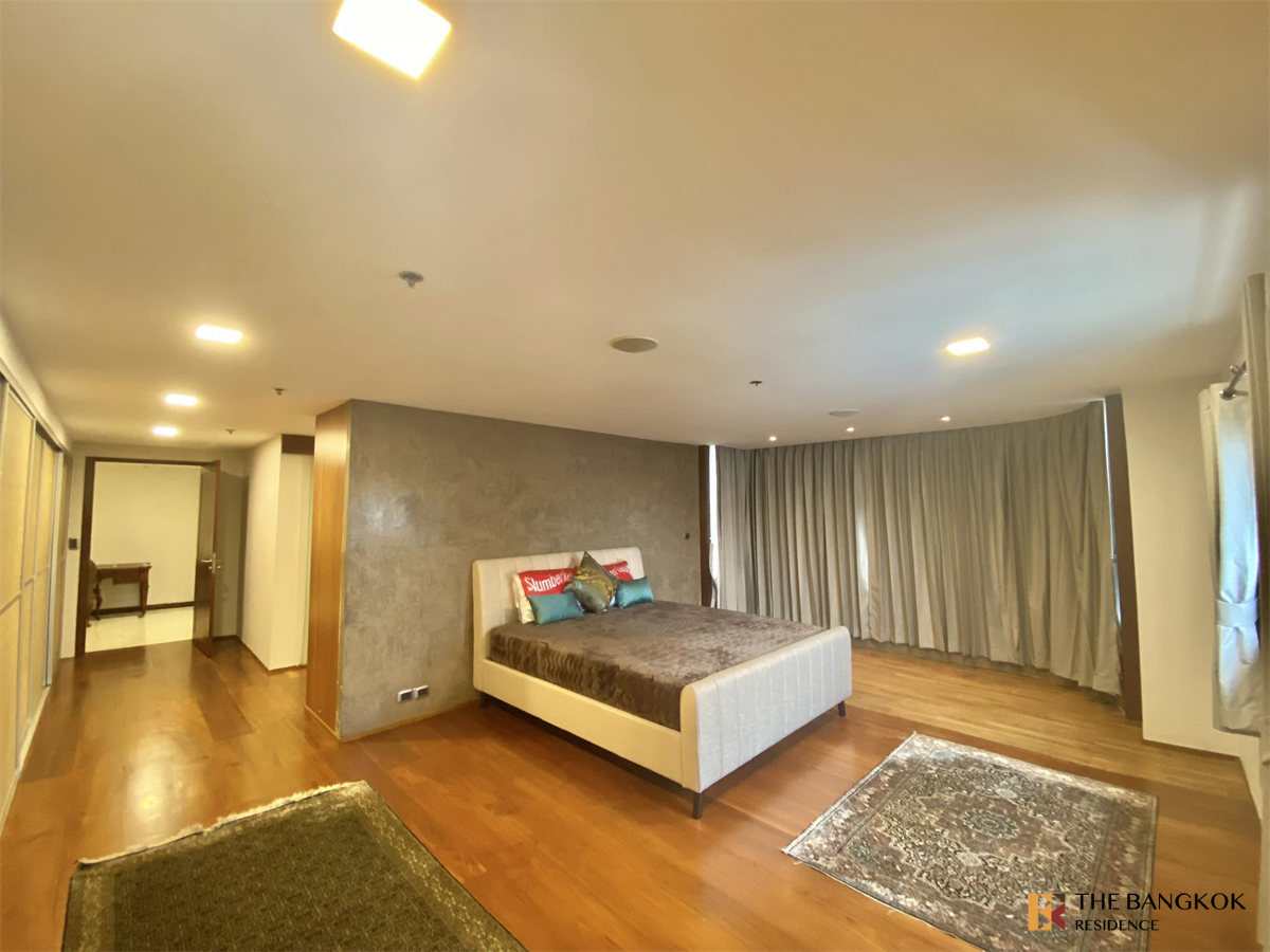 picture Kallista Mansion Ultimate Luxury Lifestyle with Convenience - 6/10