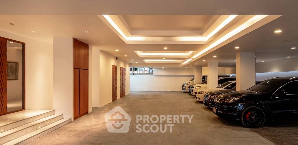 picture 10-BR House near ARL Hua Mak (ID 2047126) - 4/14