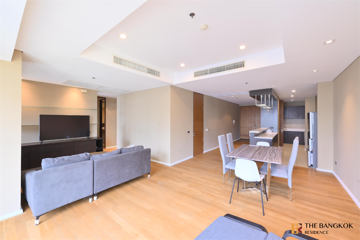 picture The Lakes Luxury Condo at Special Price near BTS Asok - 8/10