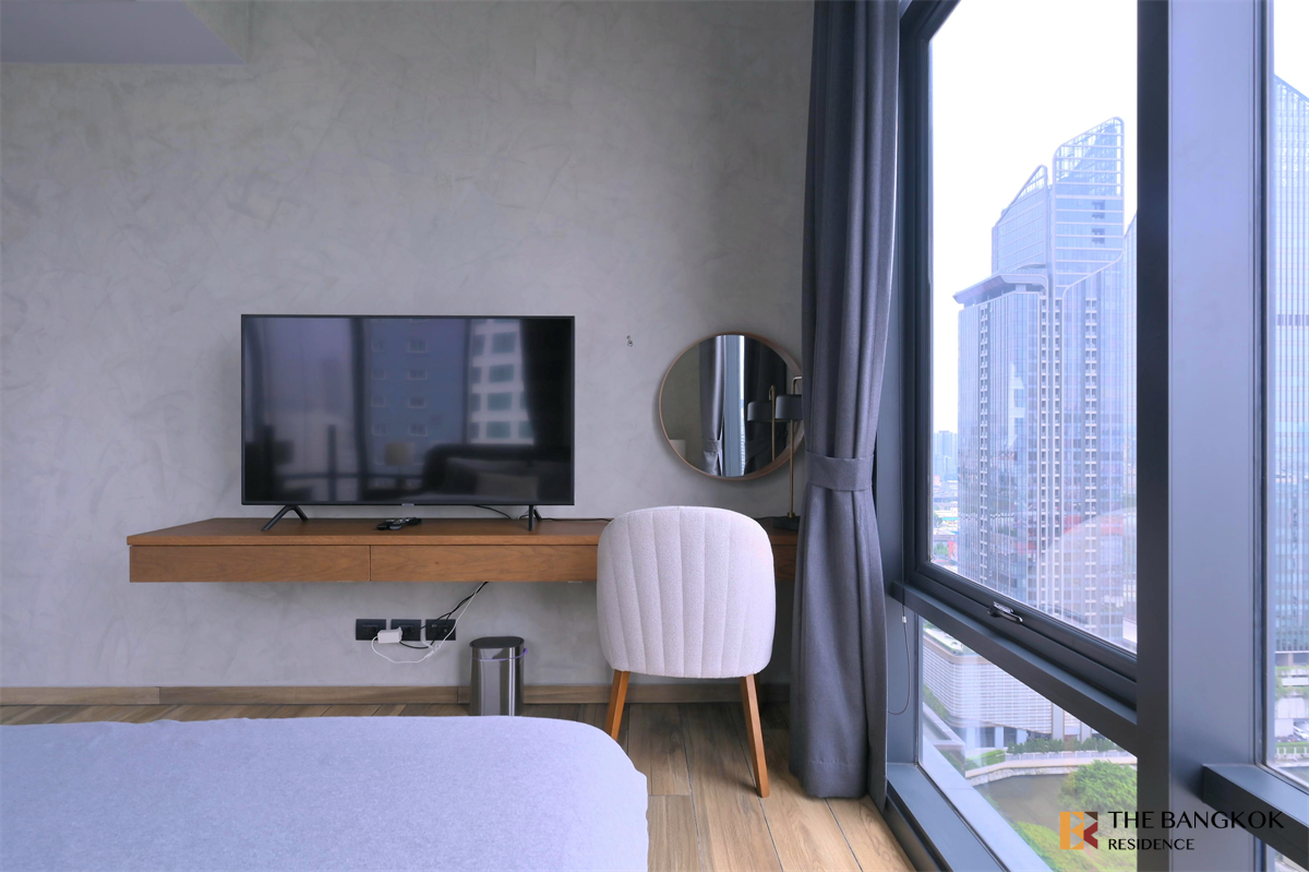 picture Ultimate Luxury Lifestyle with Convenience The Lofts Asoke near MRT Phetchaburi Station - 6/10