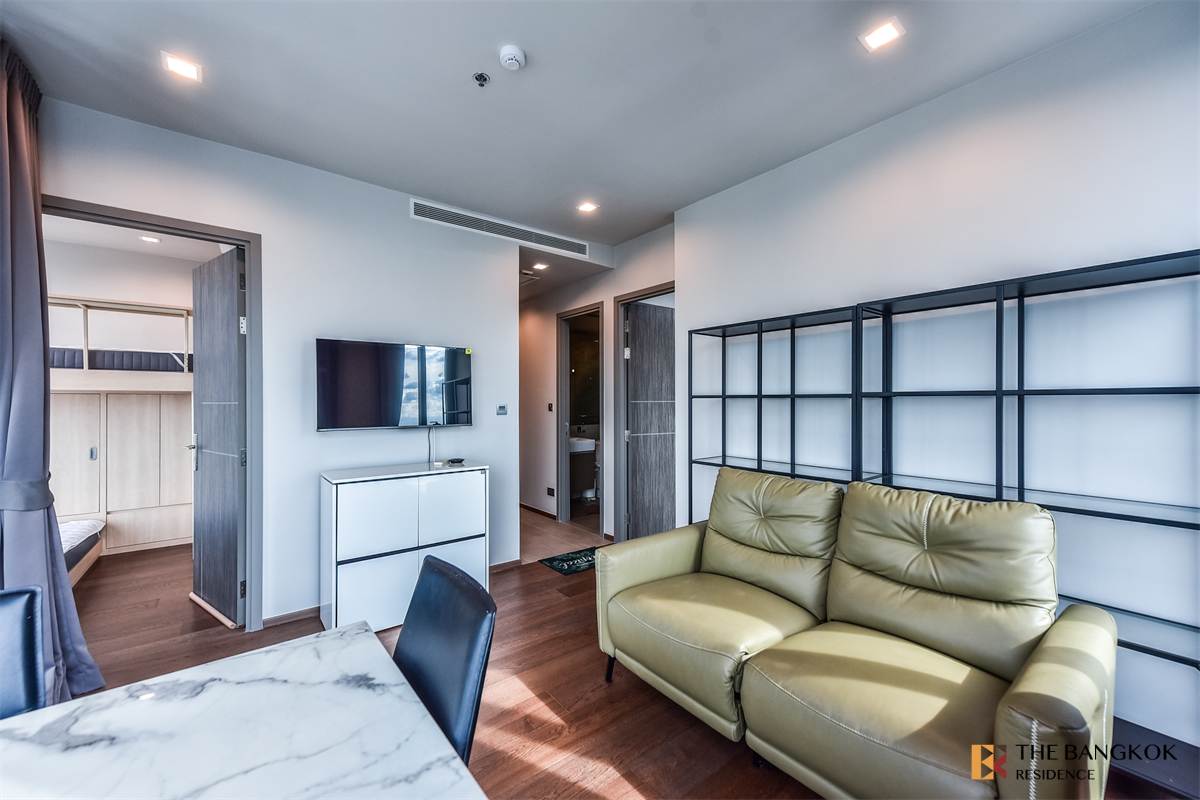 picture The Privilege of Luxury in an Economic Hub Location Ideo Q Victory near BTS Victory Monument - 3/10