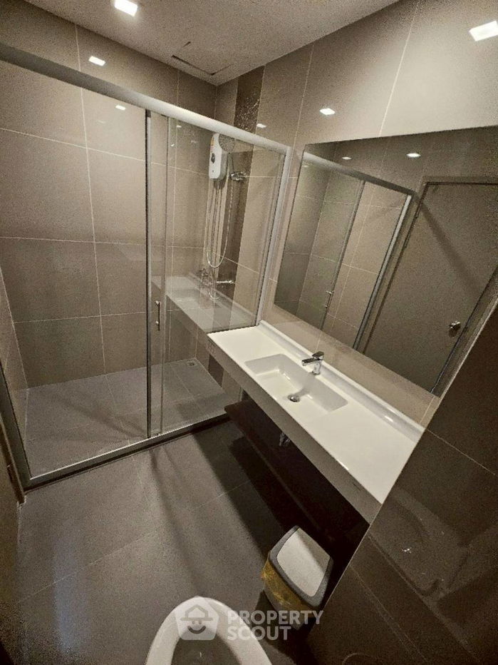 picture 2-BR Condo at Ideo Rama 9 - Asoke near MRT Phra Ram 9 (ID 2179981) - 10/13