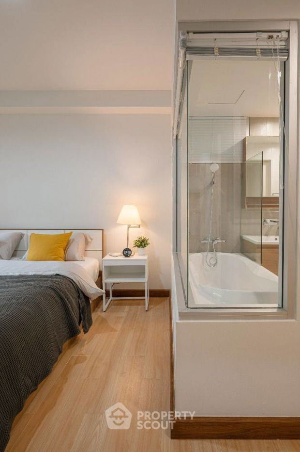 picture 2-BR Condo at The Seed Musee Sukhumvit 26 near BTS Phrom Phong (ID 1573887) - 42/44