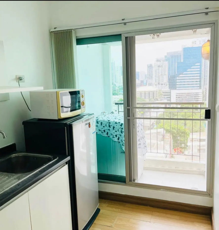 picture Aspire Rama 4, BTS Ekkamai, room size 28 Sq.m. Rent 14K - 7/11