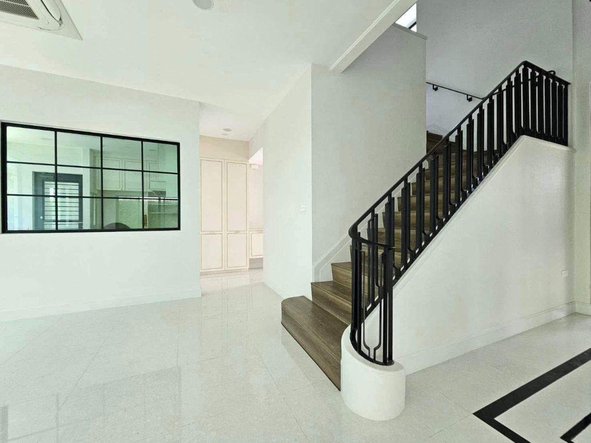 picture Single house for rent, very luxurious  Nantawan project NANTAWAN Pinklao-Kanchana Super luxury 2 floors  Spacious area  - 10/23