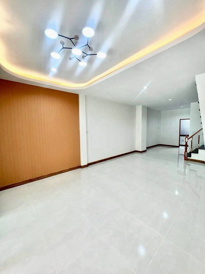 รูป ขาย ทาวน์เฮ้าส์ 16 ตร.ว. บ้านศรีประจักษ์ รังสิต - นครนายก  - รูปที่ 5/12