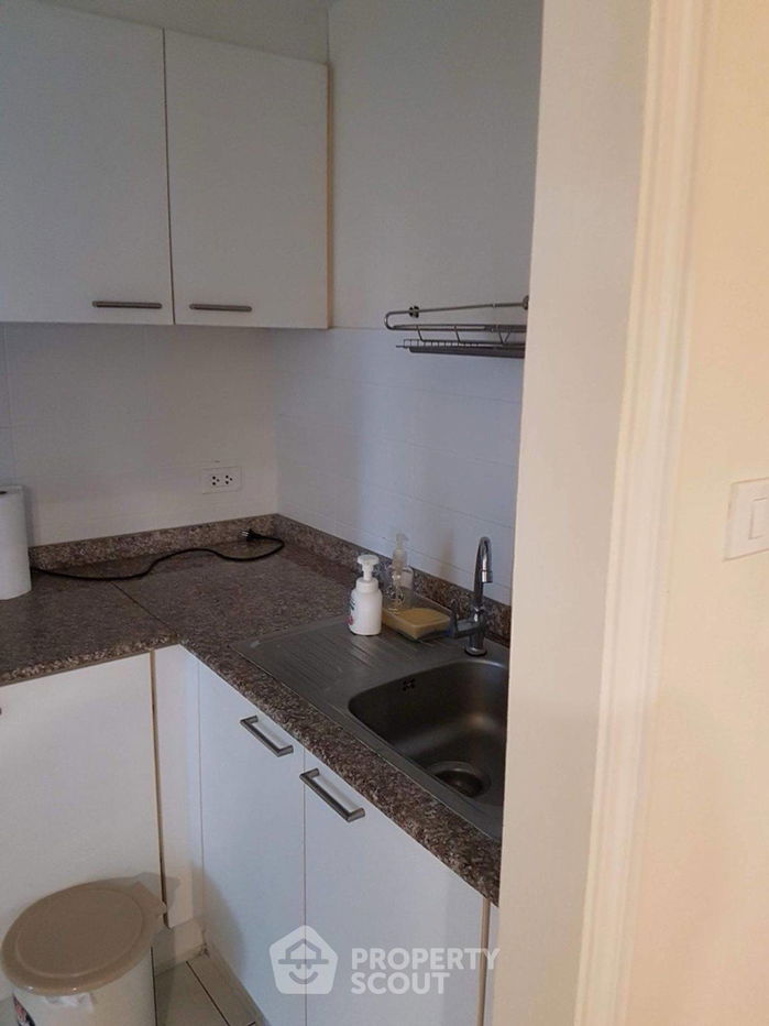 picture 2-BR Condo at Lumpini Ville Cultural Center near MRT Huai Khwang (ID 2209718) - 8/13