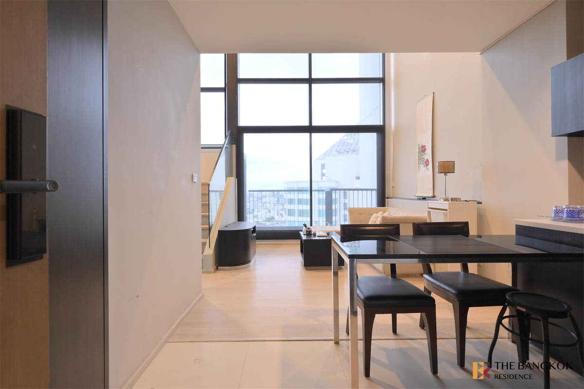 picture RHYTHM Sukhumvit 44/1 near BTS Phra Khanong Luxuriously Elevated Unit - 1/10