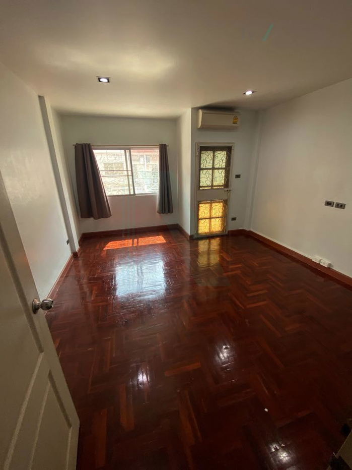 picture 📌 For Sell Town house PRINYALUCK JHAMJUN 3-story 4 bedroom 3 bathroom - 7/8
