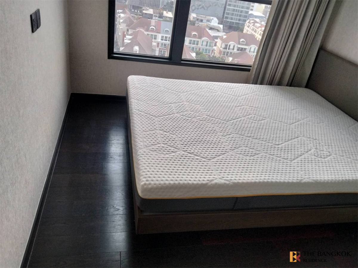 picture Park Origin Thonglor  Luxuriously Elevated Unit - 8/10