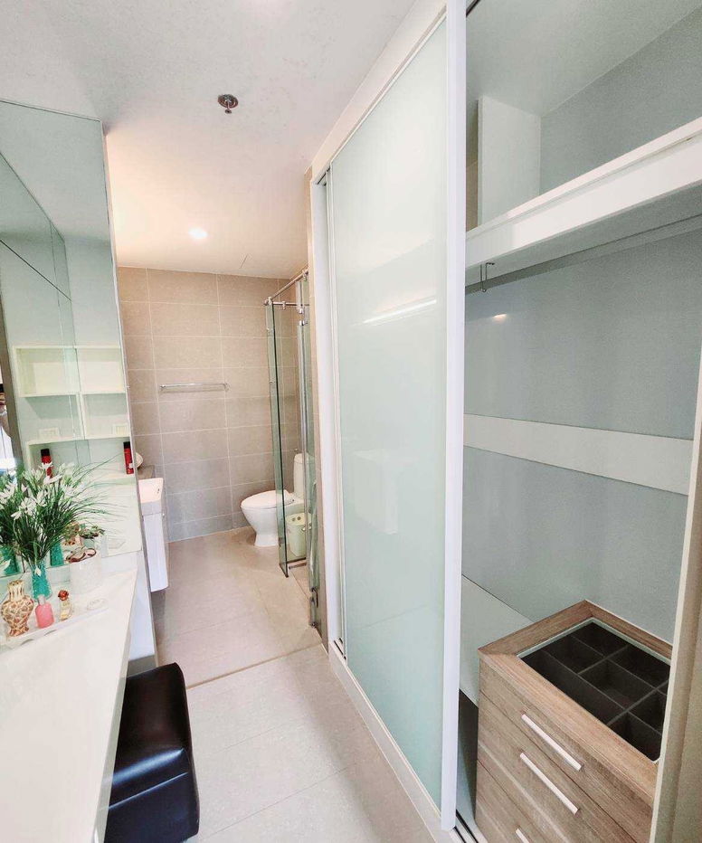 picture ● Good Deal ● Tower B, 00+ Floor | 1 Bedroom, 52.00 sq.m. | Condo skywalk connect to BTS ploenchit and Central Embassy. - 4/5