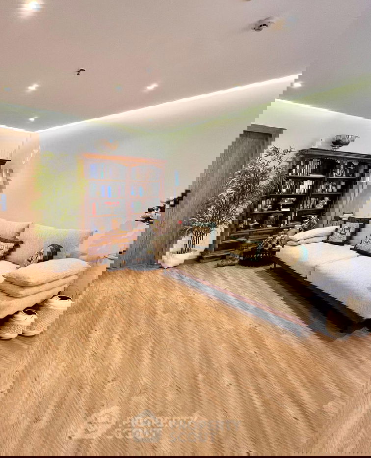 รูป คอนโด 3-ห้องนอน ที่ ท็อป วิว ทาวเวอร์ คอนโดมิเนียม ใกล้ BTS ทองหล่อ (ID 2099356) - รูปที่ 1/11