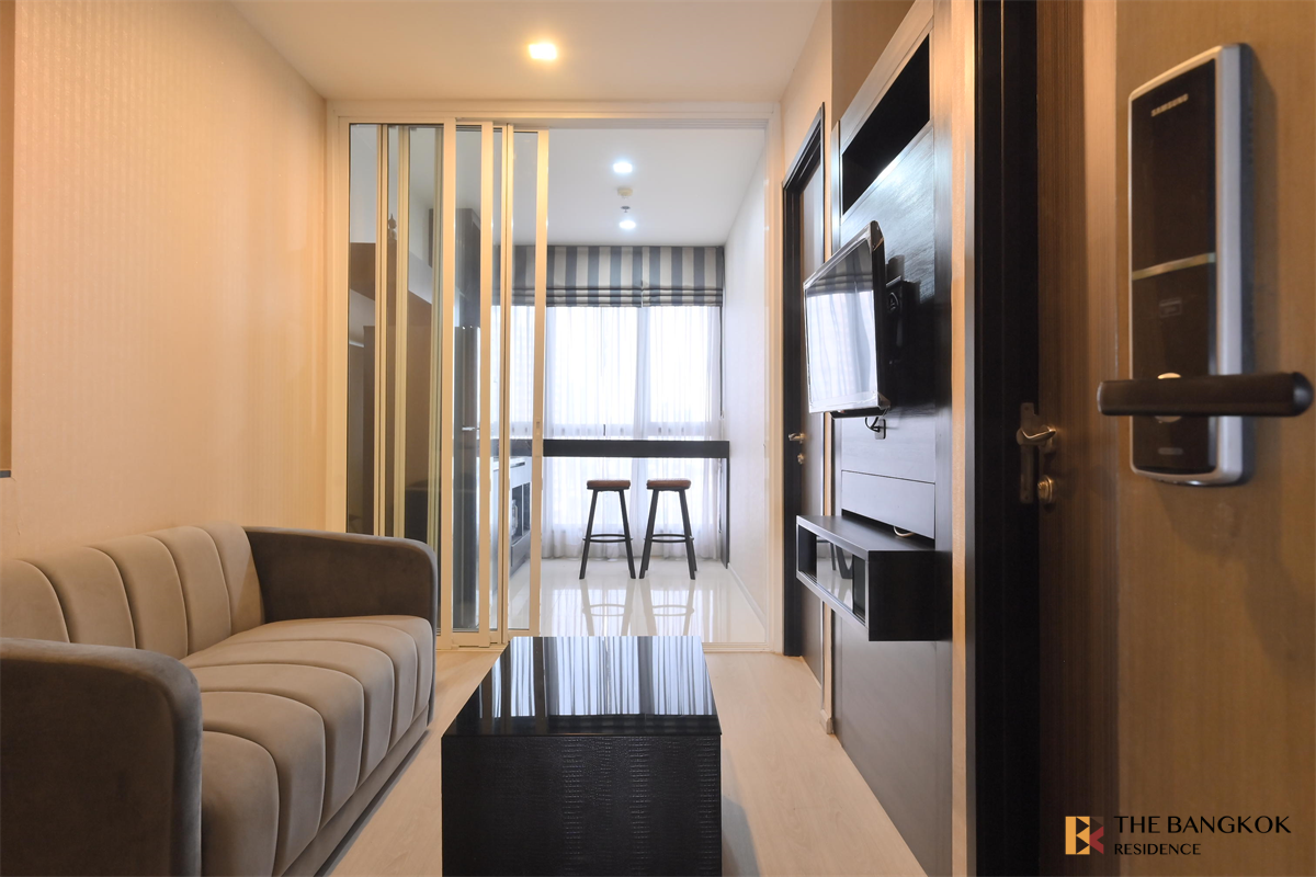 picture RHYTHM Sukhumvit 44/1 Luxury Condo in Central City Location near BTS Phra Khanong - 8/10