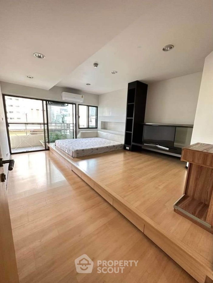 picture 2-BR Condo at Saranjai Mansion Condominium near BTS Nana (ID 1404197) - 3/6