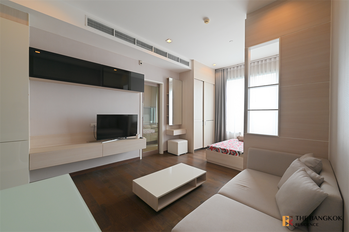 picture Q Asoke Luxuriously Elevated Unit near MRT Phetchaburi Station - 3/10