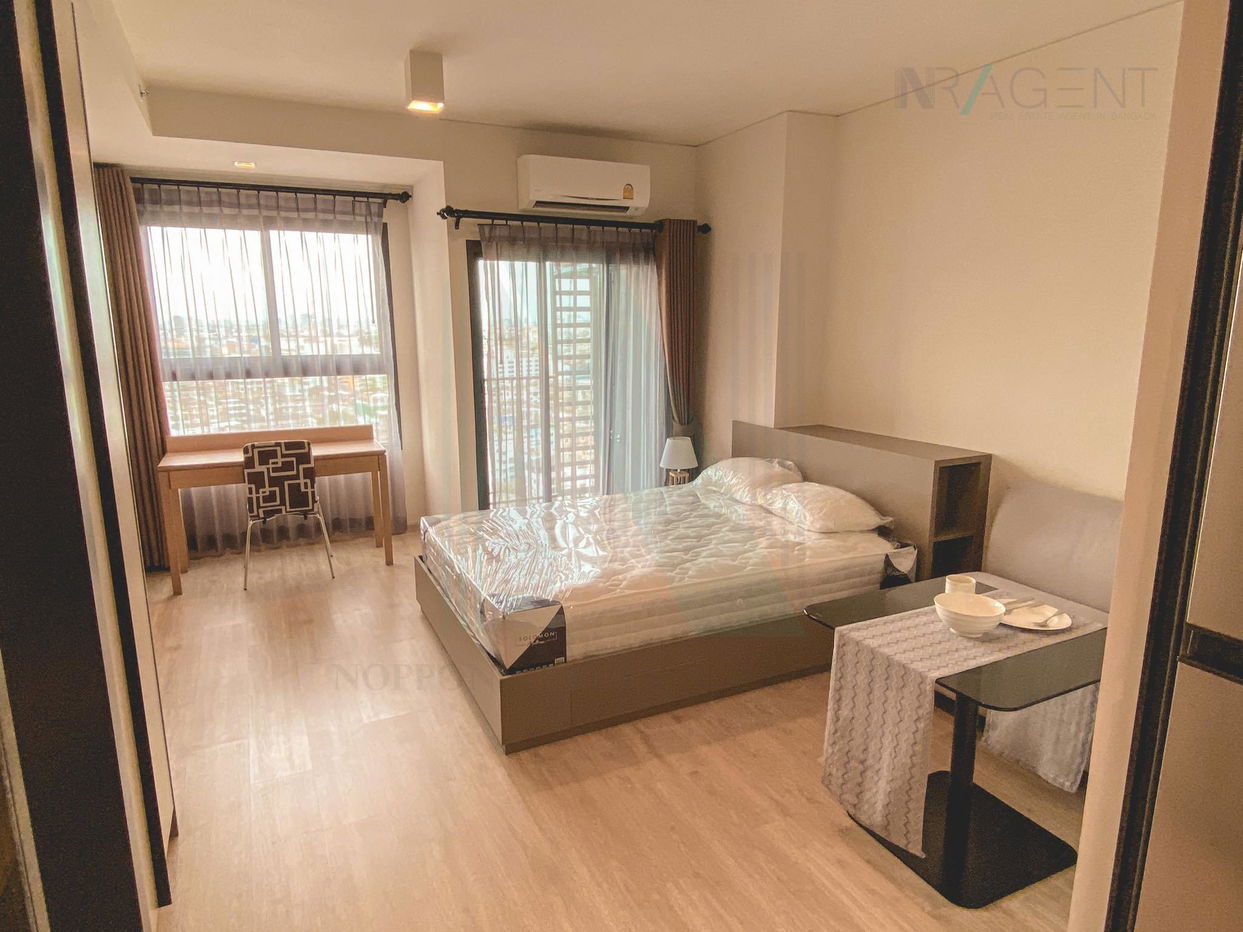 picture 🚩 For Sell Condo IDEO SATHORN - WONGWIAN YAI Building 1, Floor 17,Studio, Room size 28 sqm - 5/8