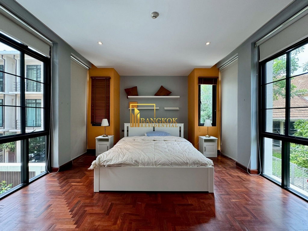 รูป EM Villa - 3 Storey 4 Bedroom House With Pool in Phrom Phong - BR7508SH - รูปที่ 22/60