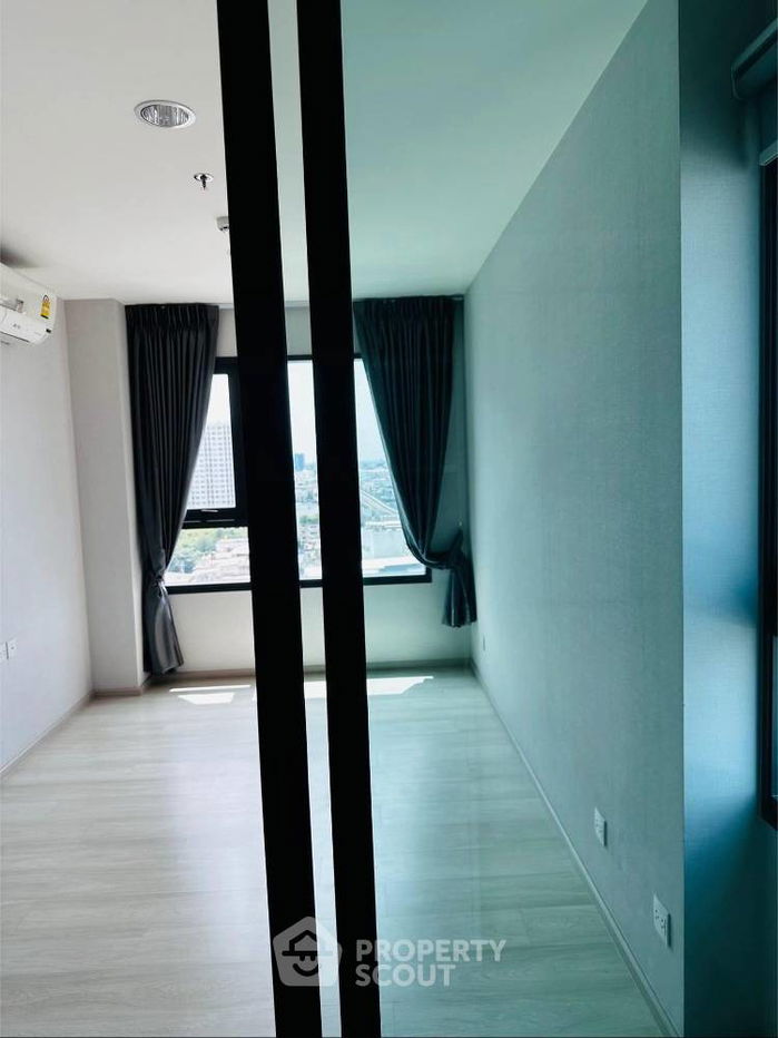 picture 2-BR Condo at Life Pinklao near MRT Bang Yi Khan (ID 1886237) - 7/16