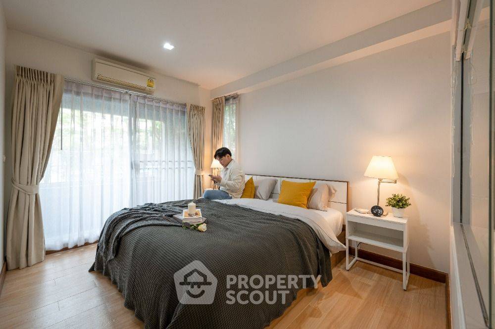 picture 2-BR Condo at The Seed Musee Sukhumvit 26 near BTS Phrom Phong (ID 1573887) - 33/44
