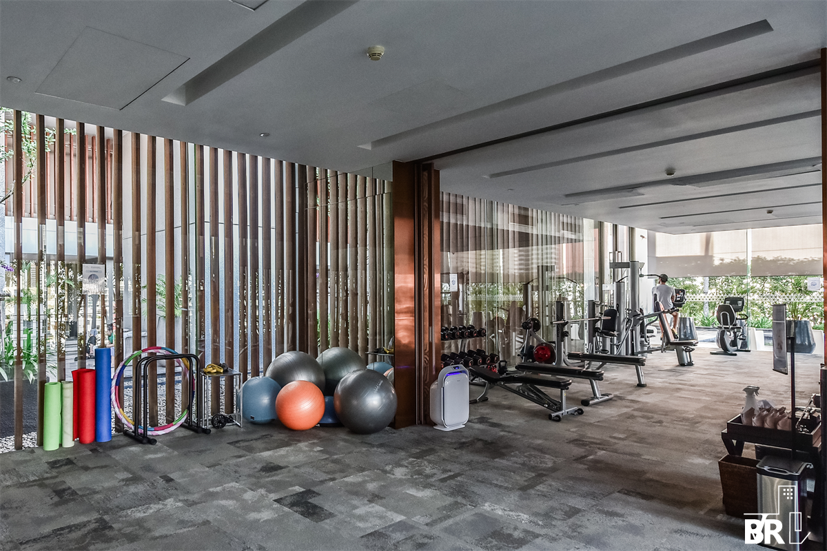 picture 185 Rajadamri Live the Luxury Style in a High-potential Location near BTS Ratchadamri - 3/4