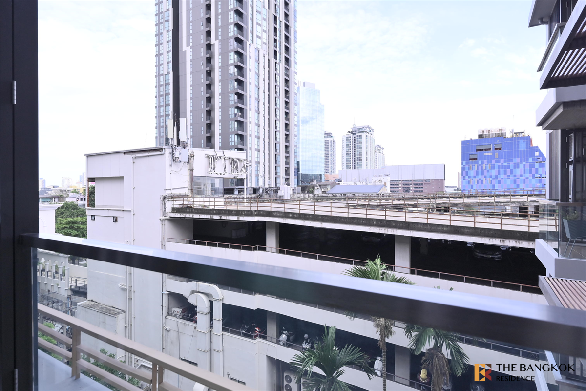 picture Ultimate Luxury Condo in Business District The Address Sukhumvit 61 near BTS Ekkamai - 7/10