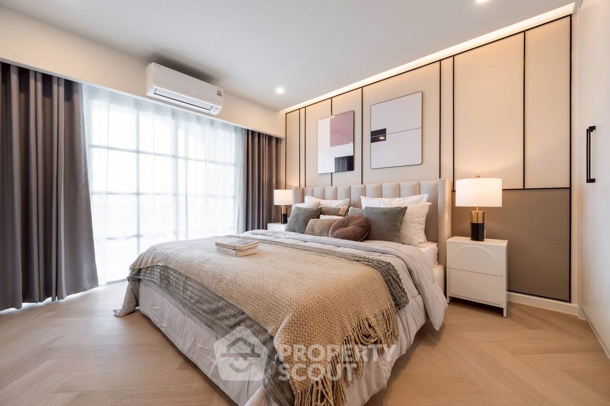 picture 4-BR Condo at The Executive Regent in Chong Nonsi (ID 2209163) - 3/22